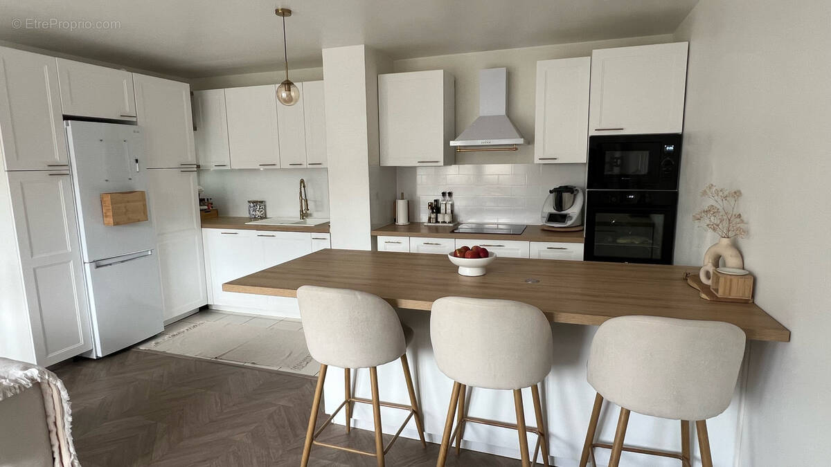 Appartement à SURVILLIERS