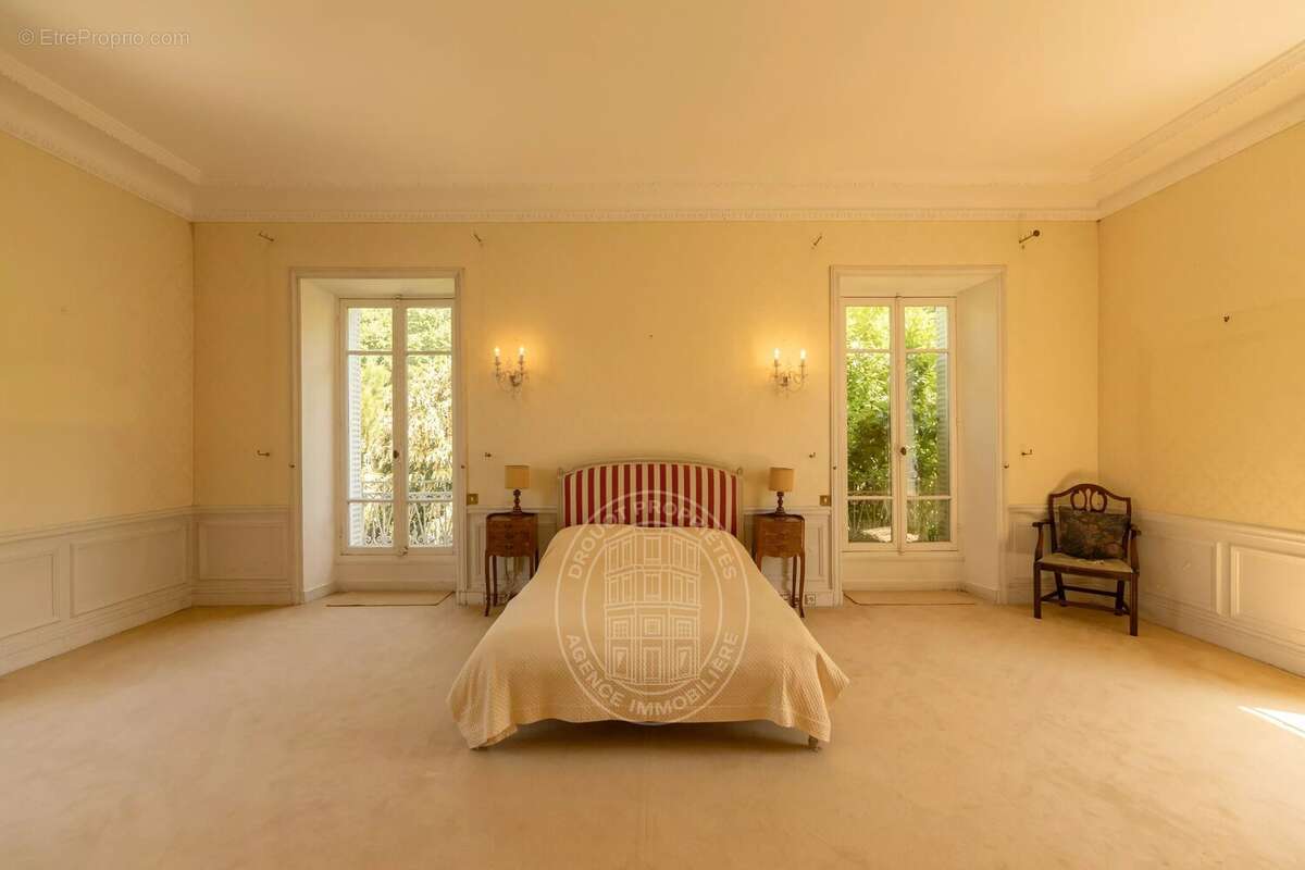 Maison à RUBELLES