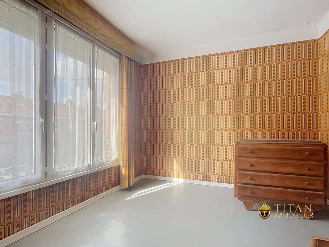 Maison 3 chambres, véranda, jardin à Coudekerque-Branche (59210) - Titan Immobilier 