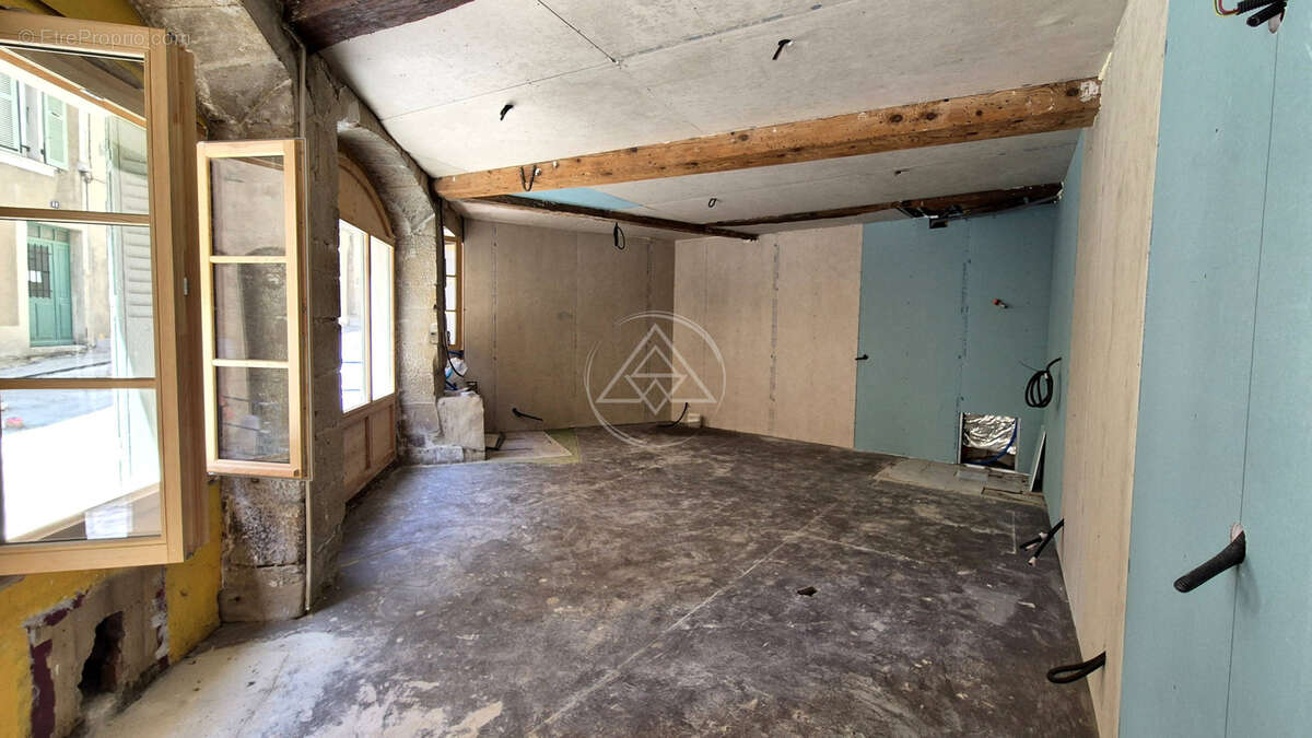 Appartement à ROMANS-SUR-ISERE