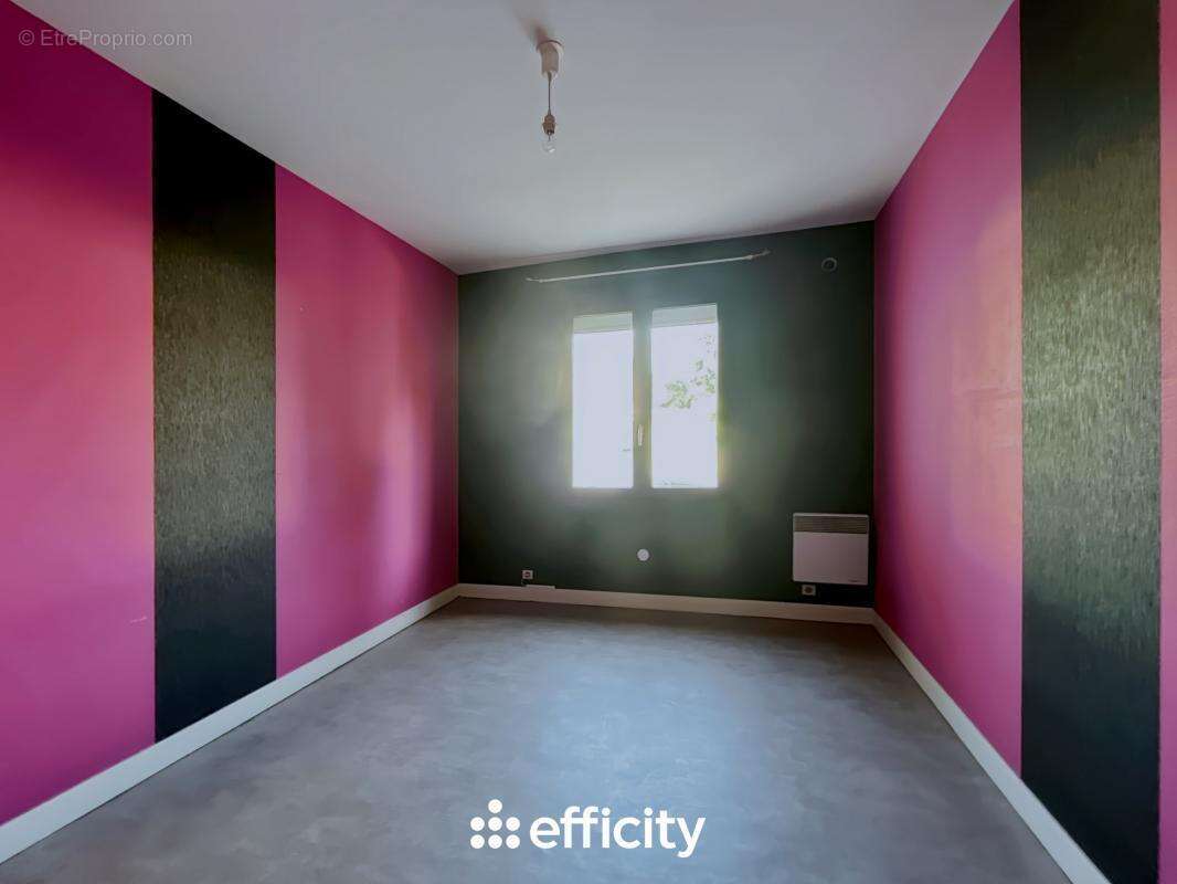 Maison à COULOMMIERS