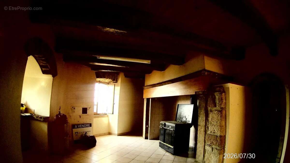 Maison de caractère du XVIIᵉ siècle à restaurer – Au cœur de Castelnau-Pégayrols - photo 6