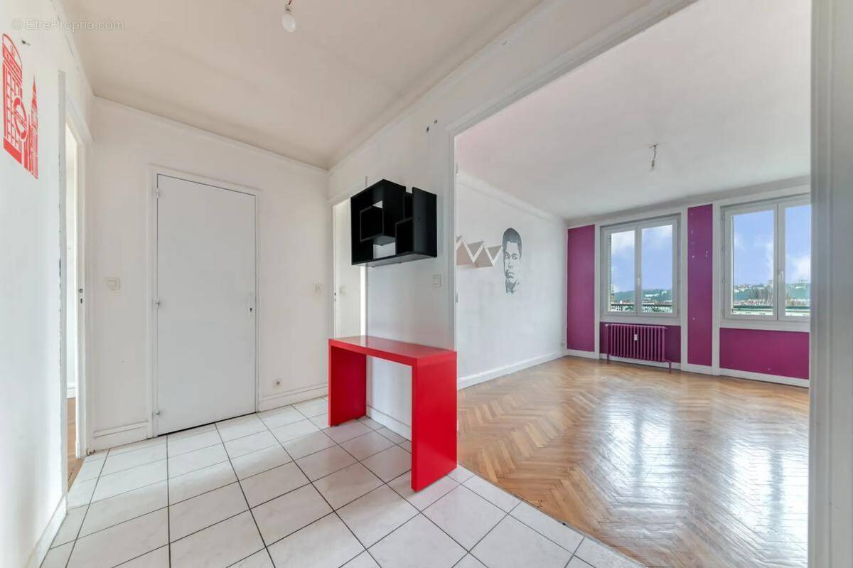 Appartement à LYON-9E