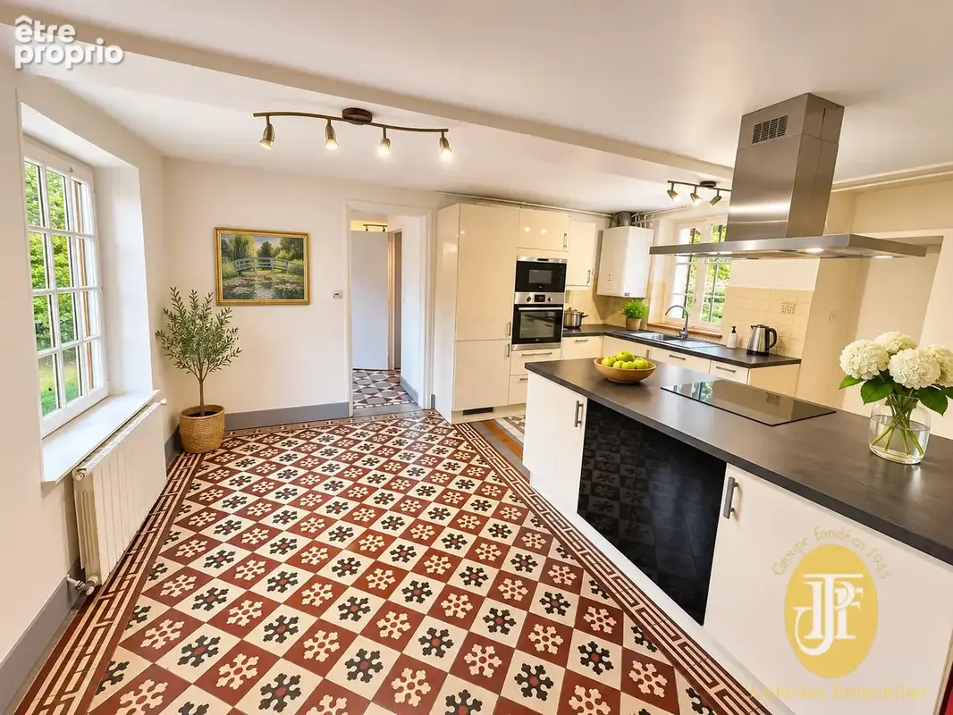 Charmante maison en pierre sur 3000 m2 de terrain - photo 18