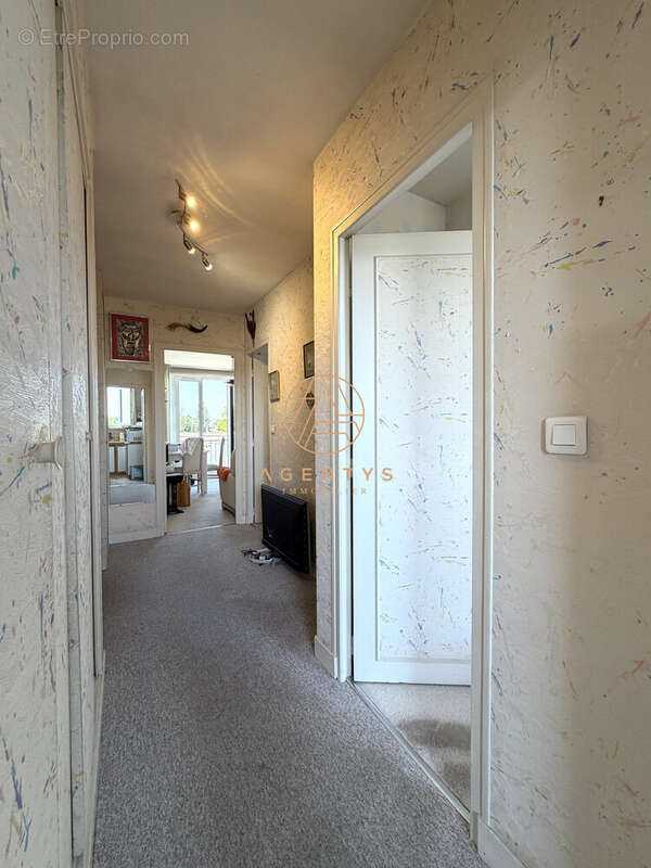 Appartement 41 m² à Saint-Maur-Des-Fosses  - photo 6