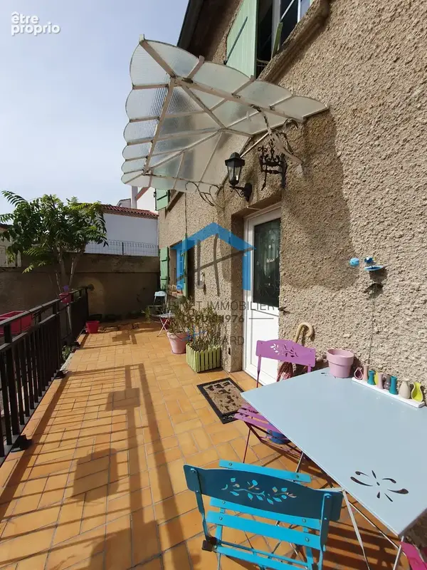 Maison de village avec jardin, terrasses et garage. - photo 3