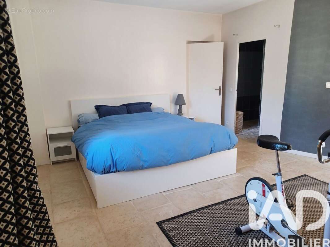 Maison 180 m² à Saint-Crepin-Et-Carlucet  - photo 9