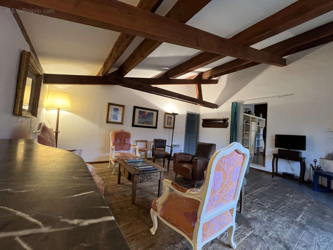 Maison à CASCASTEL-DES-CORBIERES