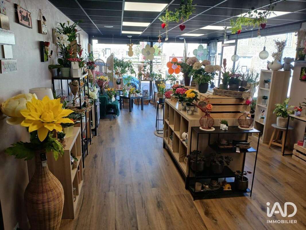 Photo 5 - Commerce à SAINT-SAUVEUR-LENDELIN