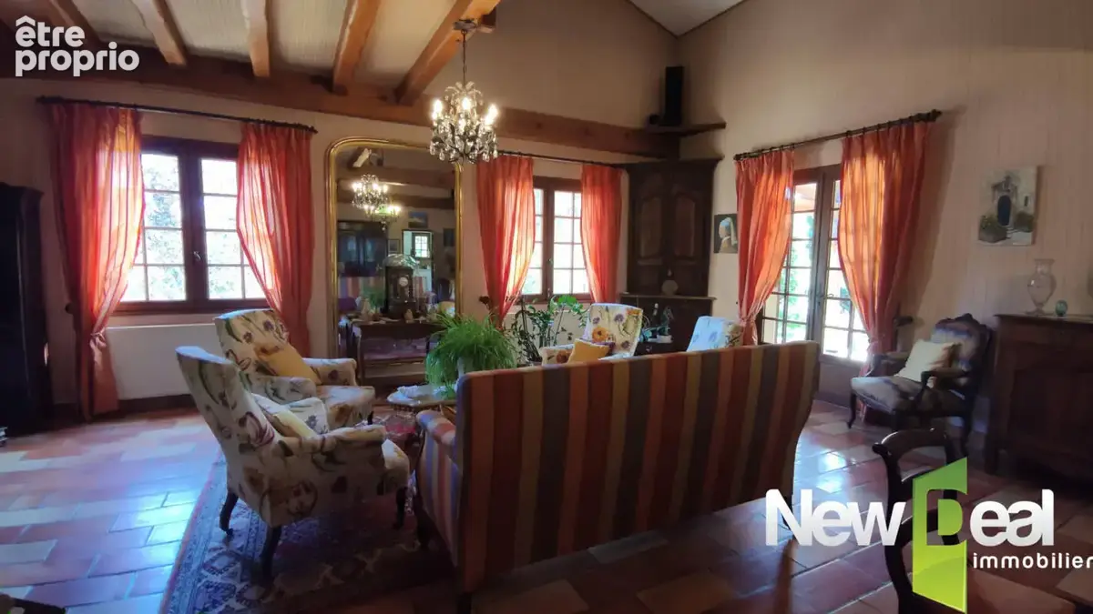 Maison T6 - 220 m² avec étang - photo 15