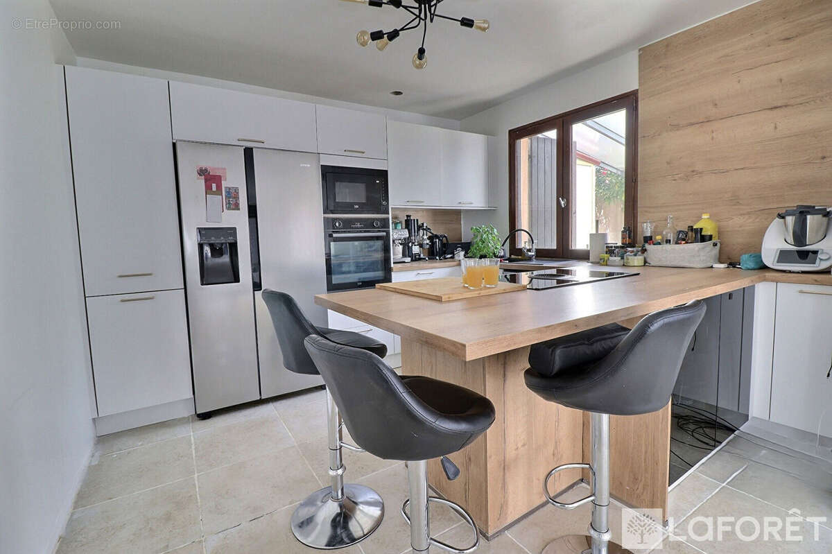 Maison à LA LONDE-LES-MAURES