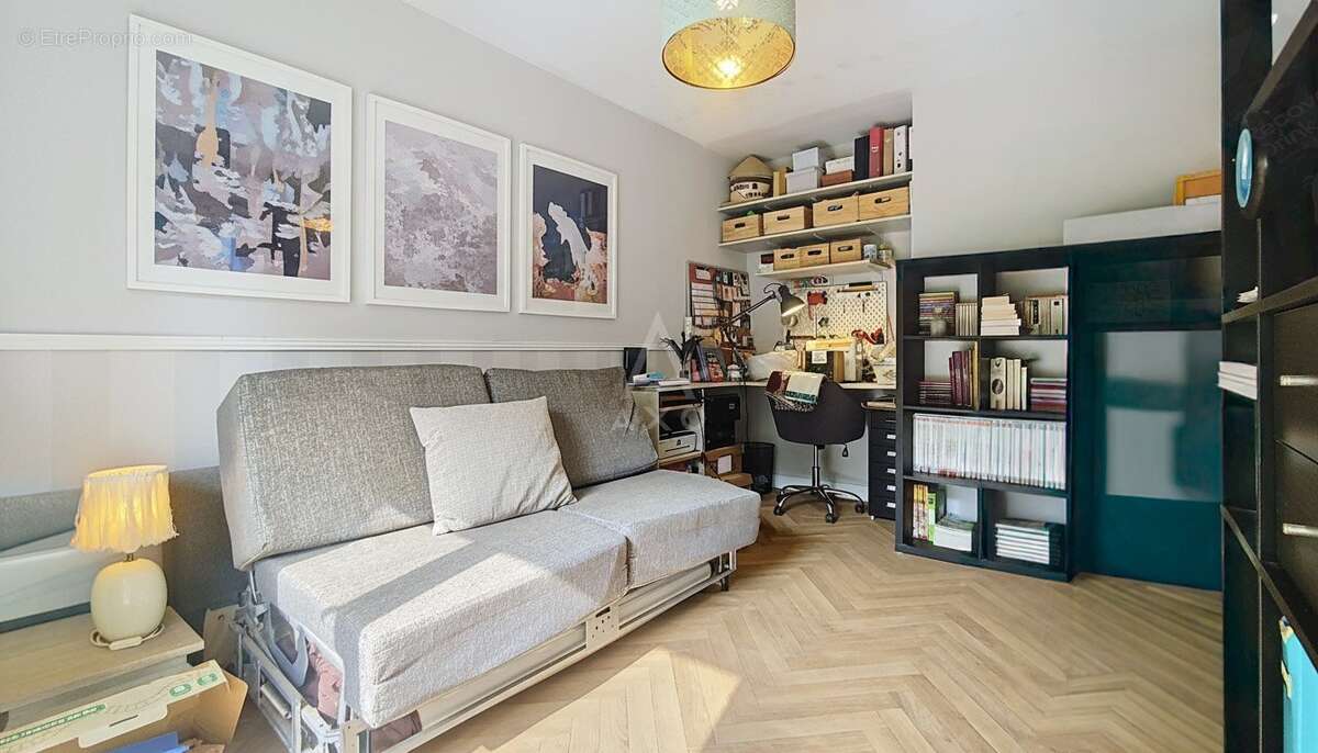 Maison rénovée de 97m2 de plain-pied avec grand terrain arboré à LABRIT - photo 14