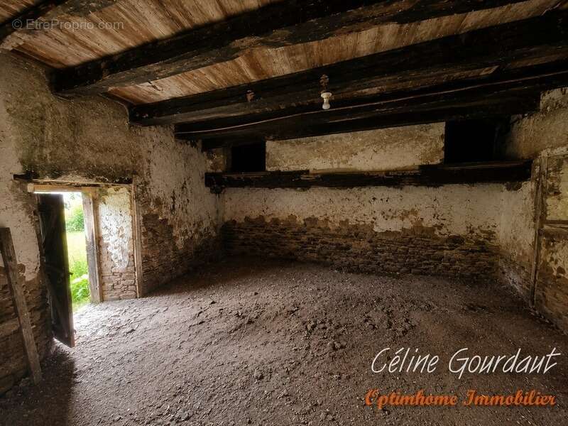 Maison à LINARDS