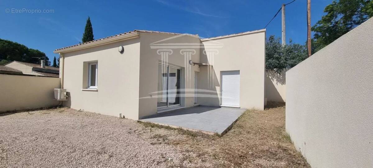 Maison à SORGUES