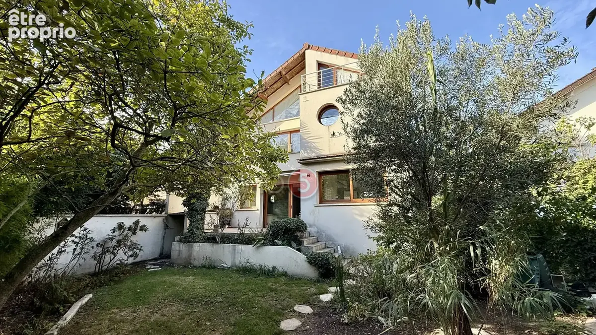 Photo Maison à Les Pavillons-Sous-Bois au prix de 495 000€