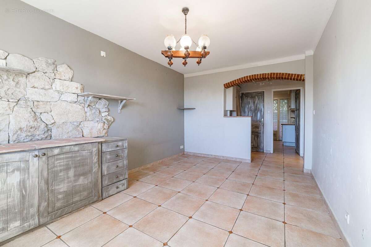 Appartement à VENCE