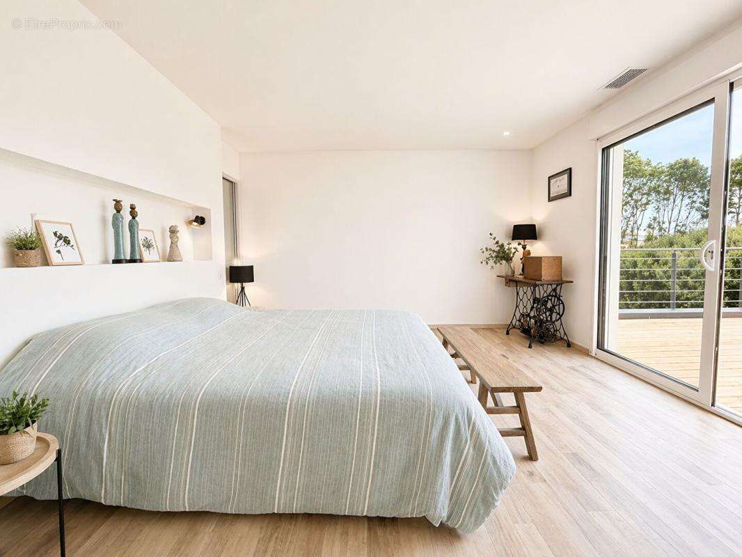 Maison familiale de standing avec piscine, suite parentale et appartement indépendant - photo 14