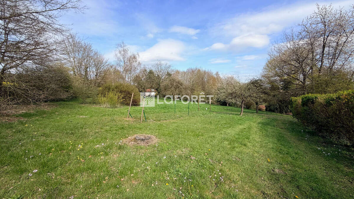 Terrain à AUBREVILLE