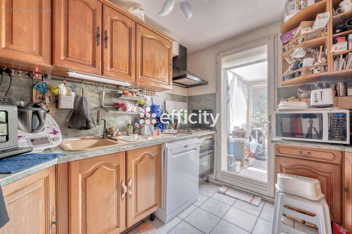 Maison à SAINT-PIERRE-DU-PERRAY