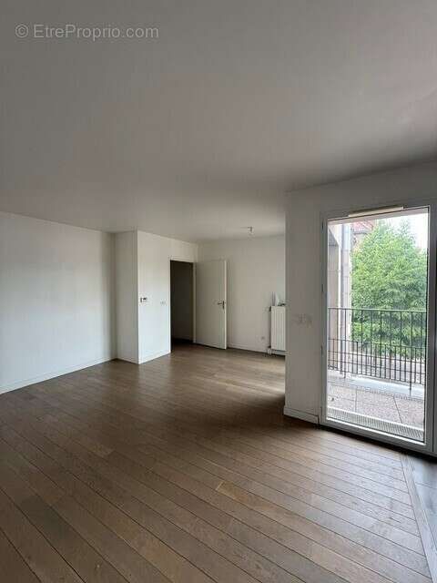 Appartement à CHAVILLE