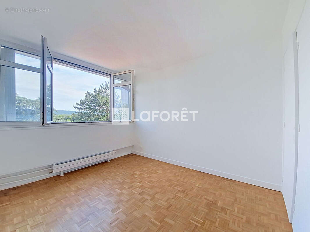 Appartement Verneuil-sur-seine 4 pièce(s) 71 m2 - photo 4