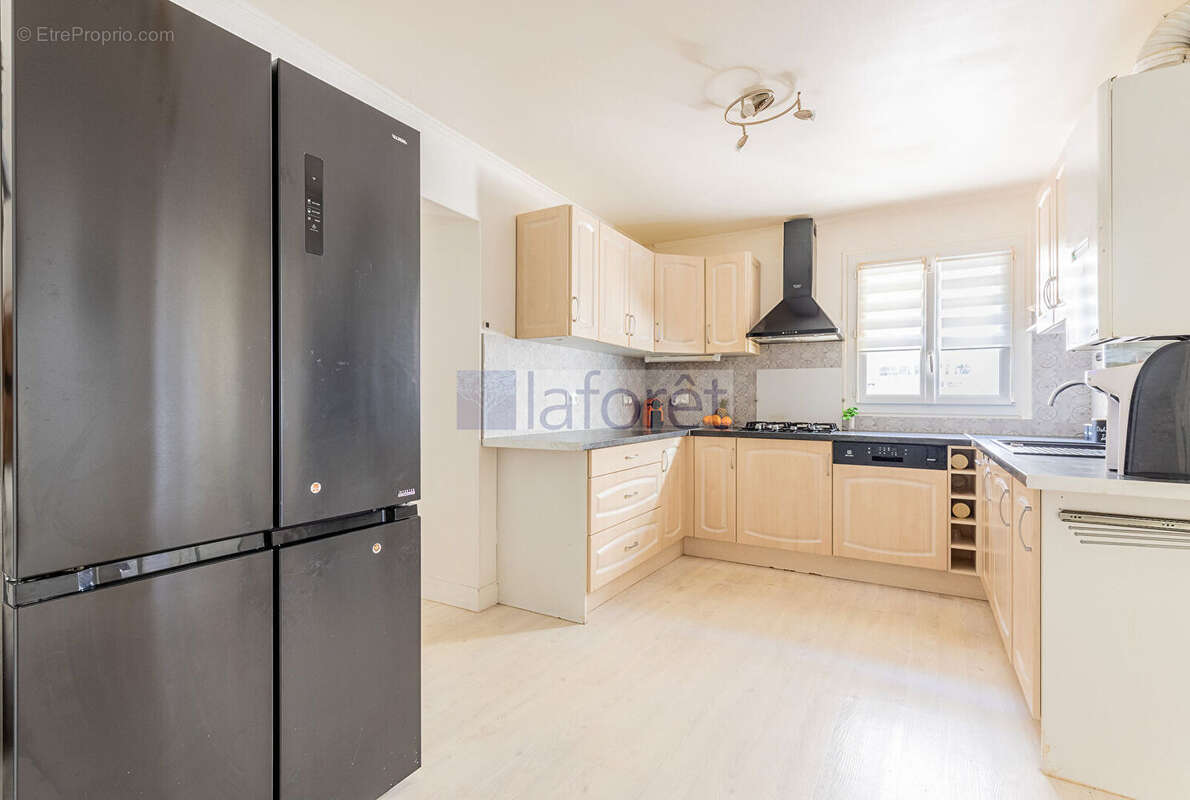 Maison à SAULX-LES-CHARTREUX