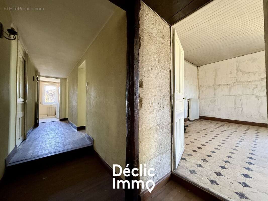 Maison à MARIGNY-BRIZAY