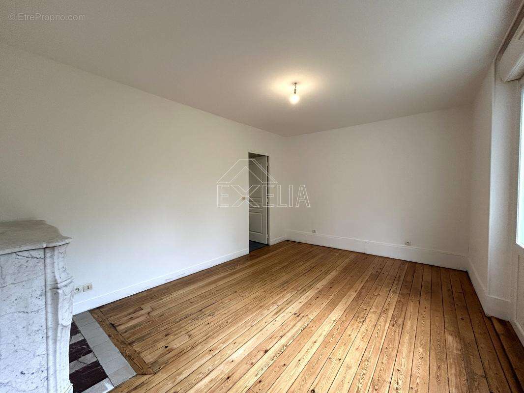 Appartement à ROSNY-SUR-SEINE