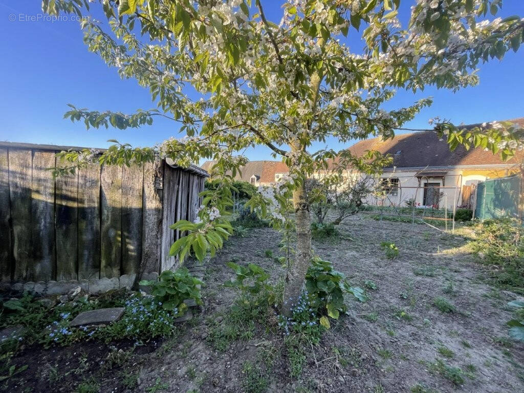 Maison à AUTHON-DU-PERCHE