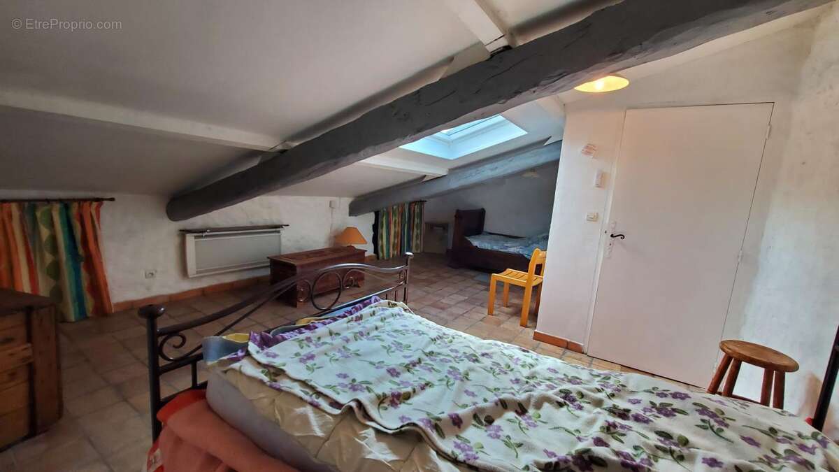 Maison à LABLACHERE