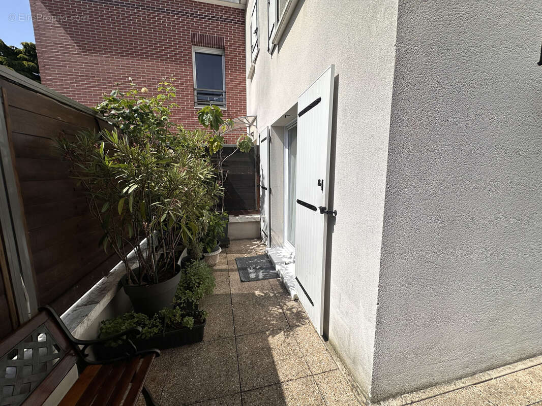 Appartement à STAINS