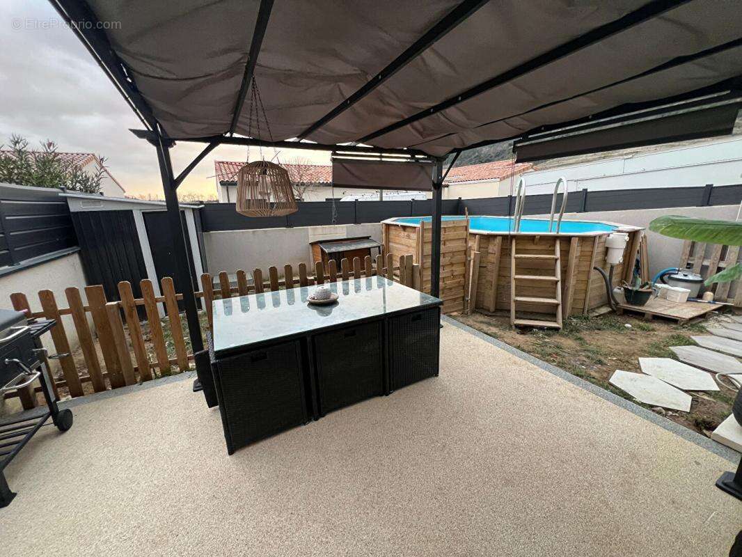 Maison à GUILHERAND-GRANGES