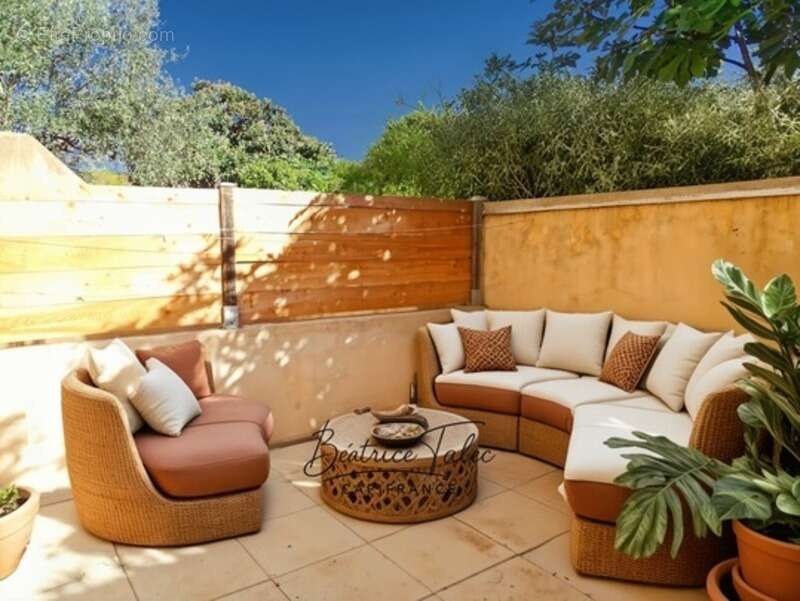 Appartement à LA FARE-LES-OLIVIERS