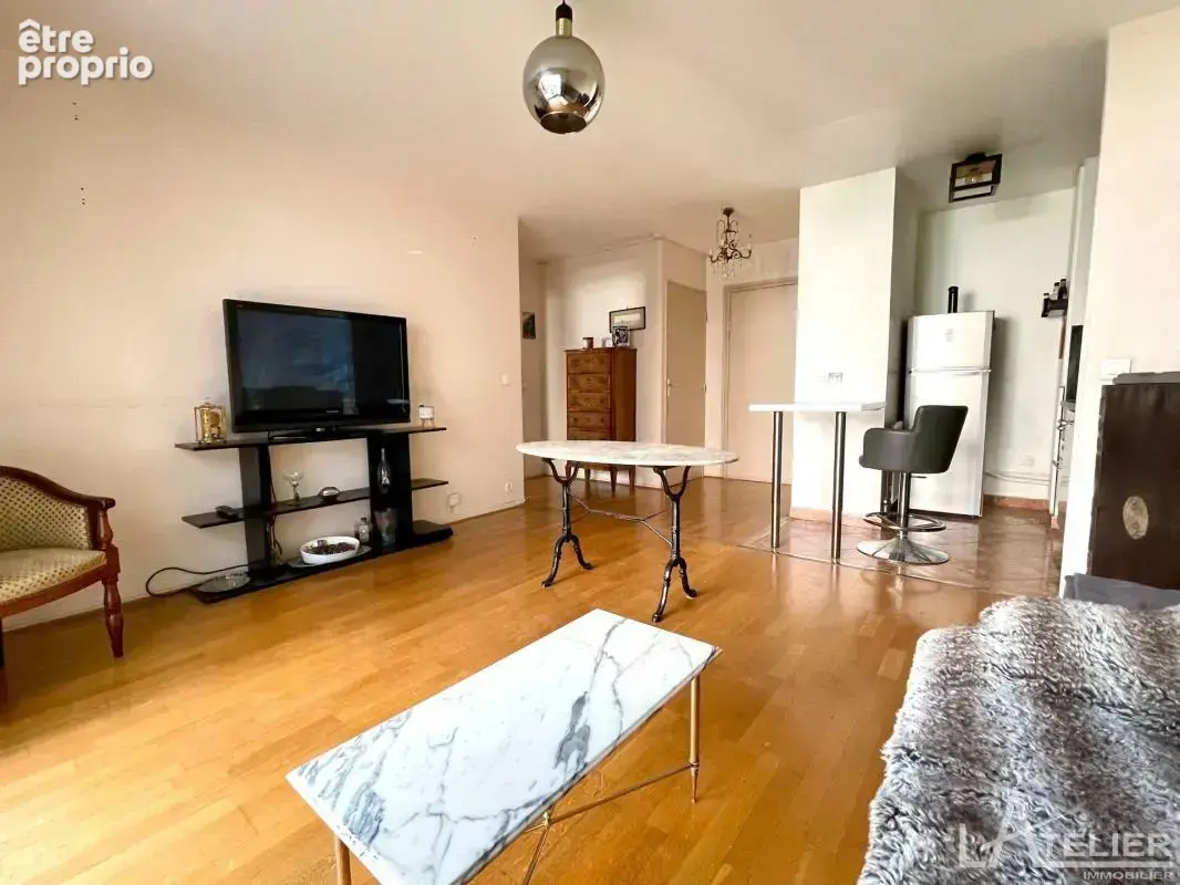 Photo Appartement à Suresnes au prix de 220 000€