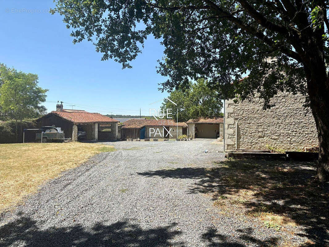 Maison Thurageau - 140.40 m2 - photo 2