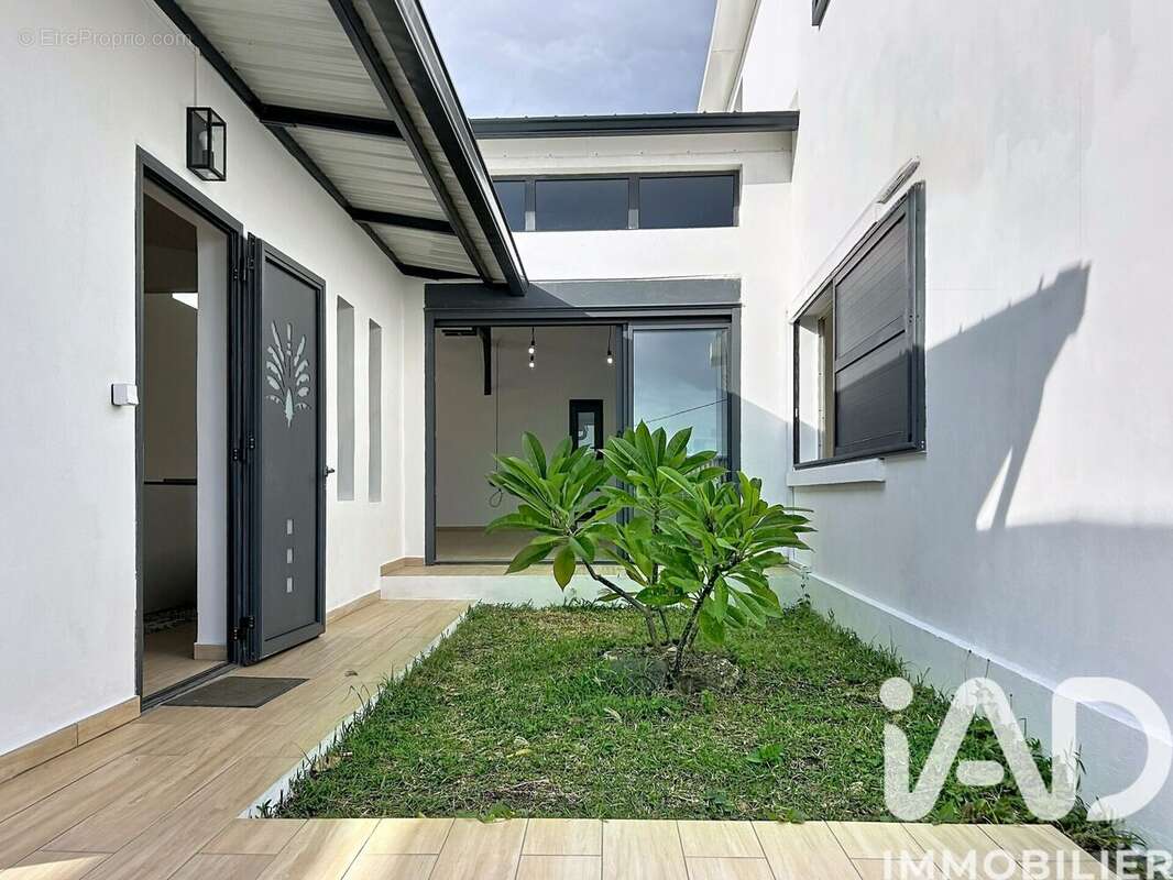 Photo 4 - Maison à SAINT-DENIS