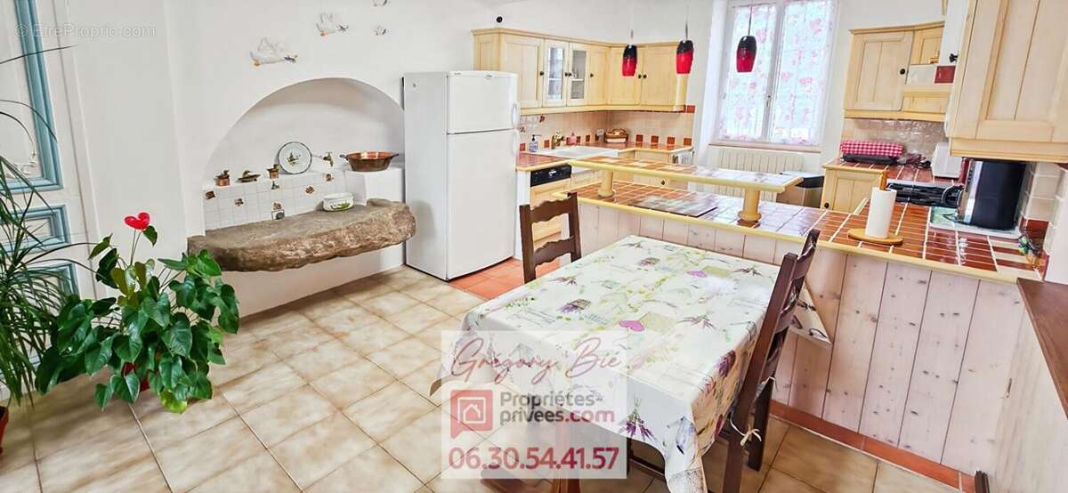 Maison à COULOMMIERS