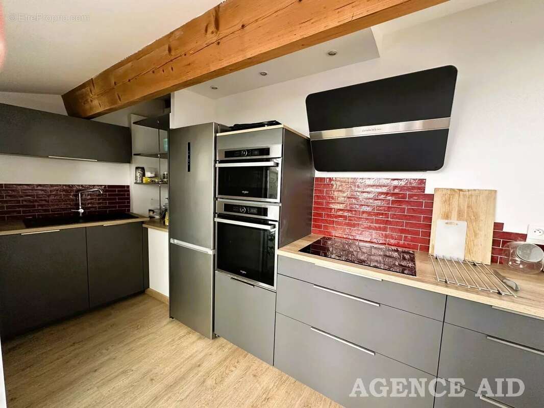 Appartement à CUGES-LES-PINS