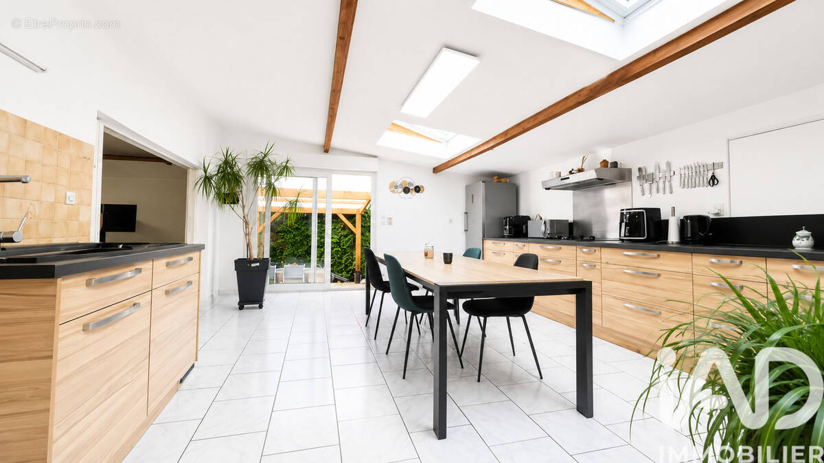 Photo 1 - Maison à CHARLEVILLE-MEZIERES