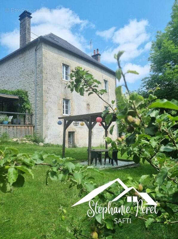 Photo 1 - Maison à BUGEAT