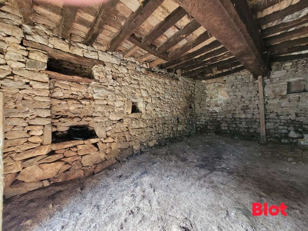 Maison à ANTRAIN