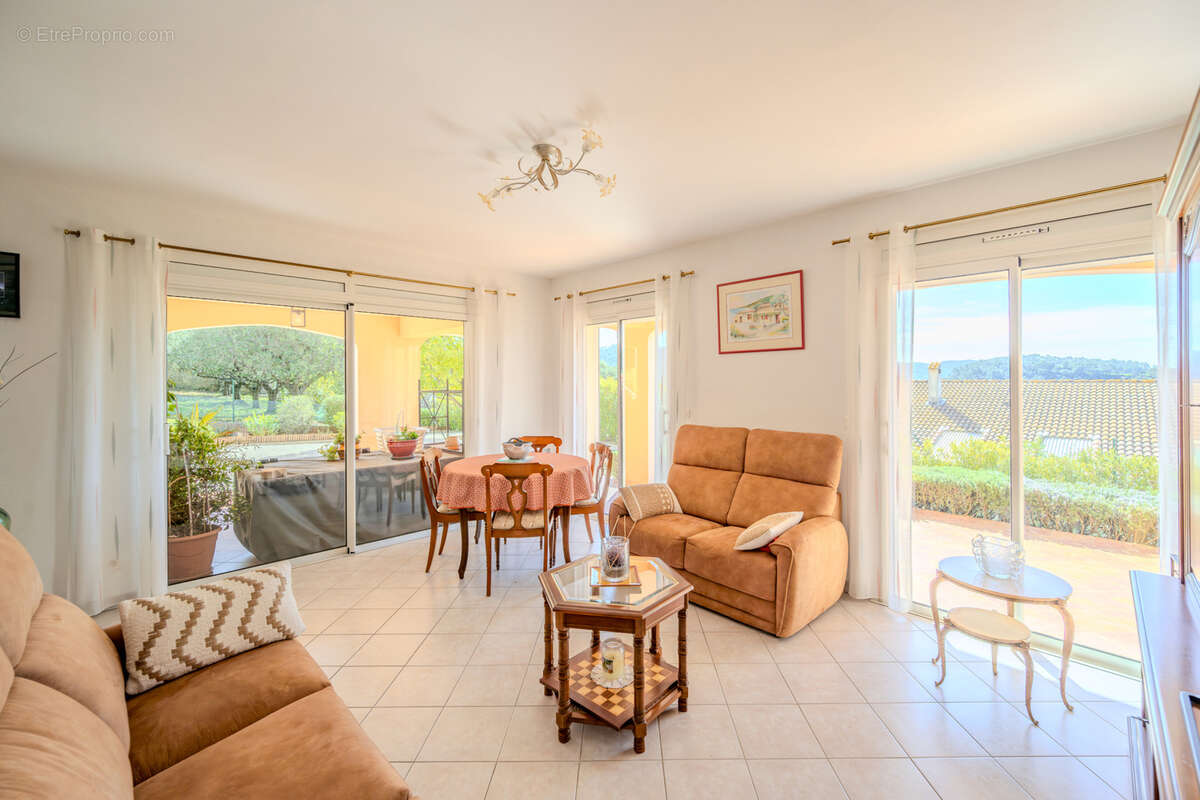 Maison à PIERREFEU-DU-VAR