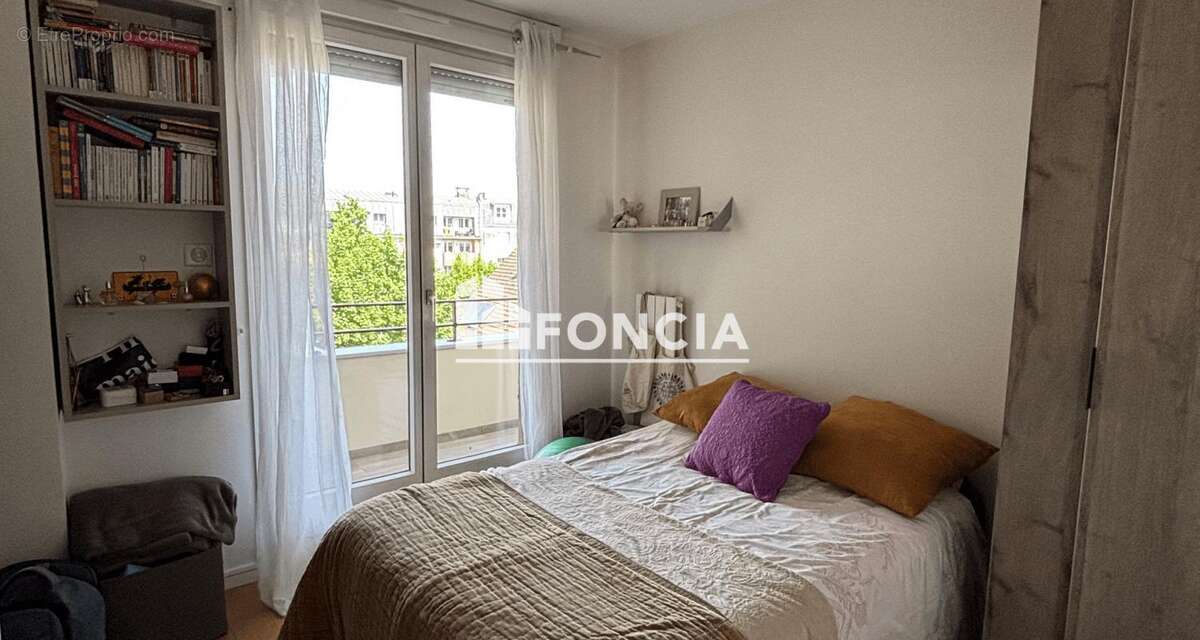 Appartement à SAINT-GRATIEN