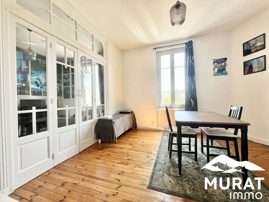 Appartement à CHAMALIERES