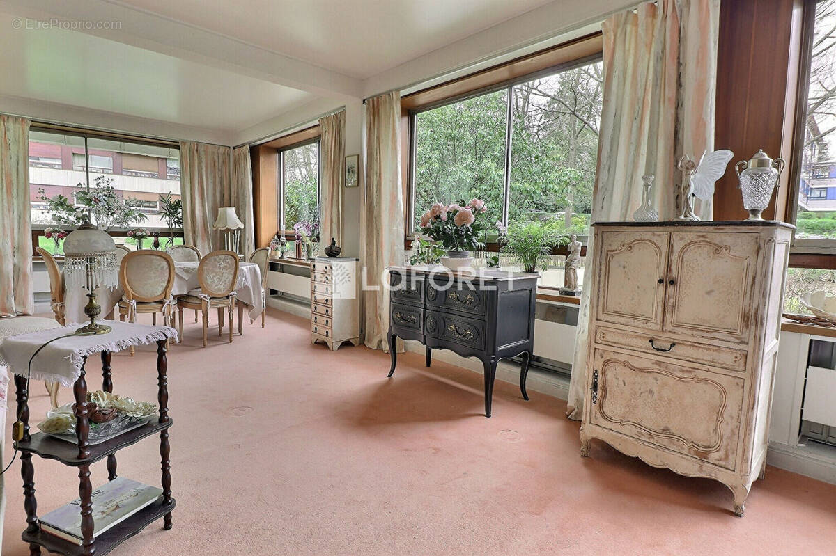 Appartement à LOUVECIENNES