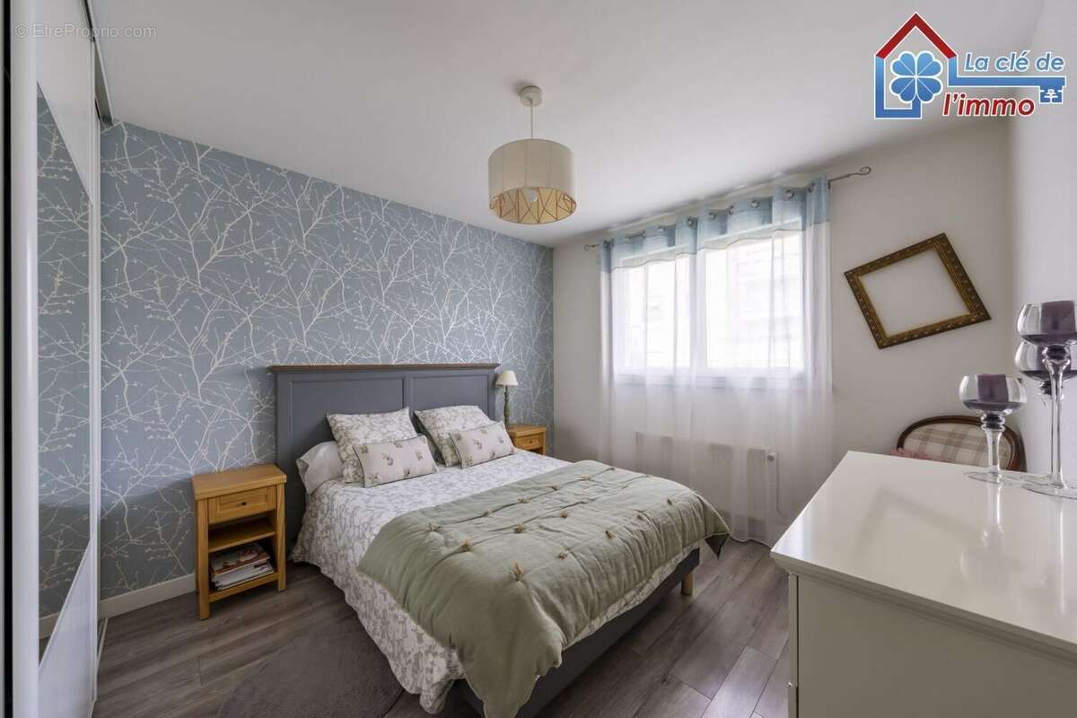 Maison à MOISSY-CRAMAYEL