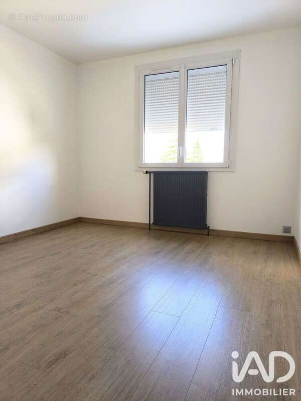 Maison 94 m² à Cerizay  - photo 4