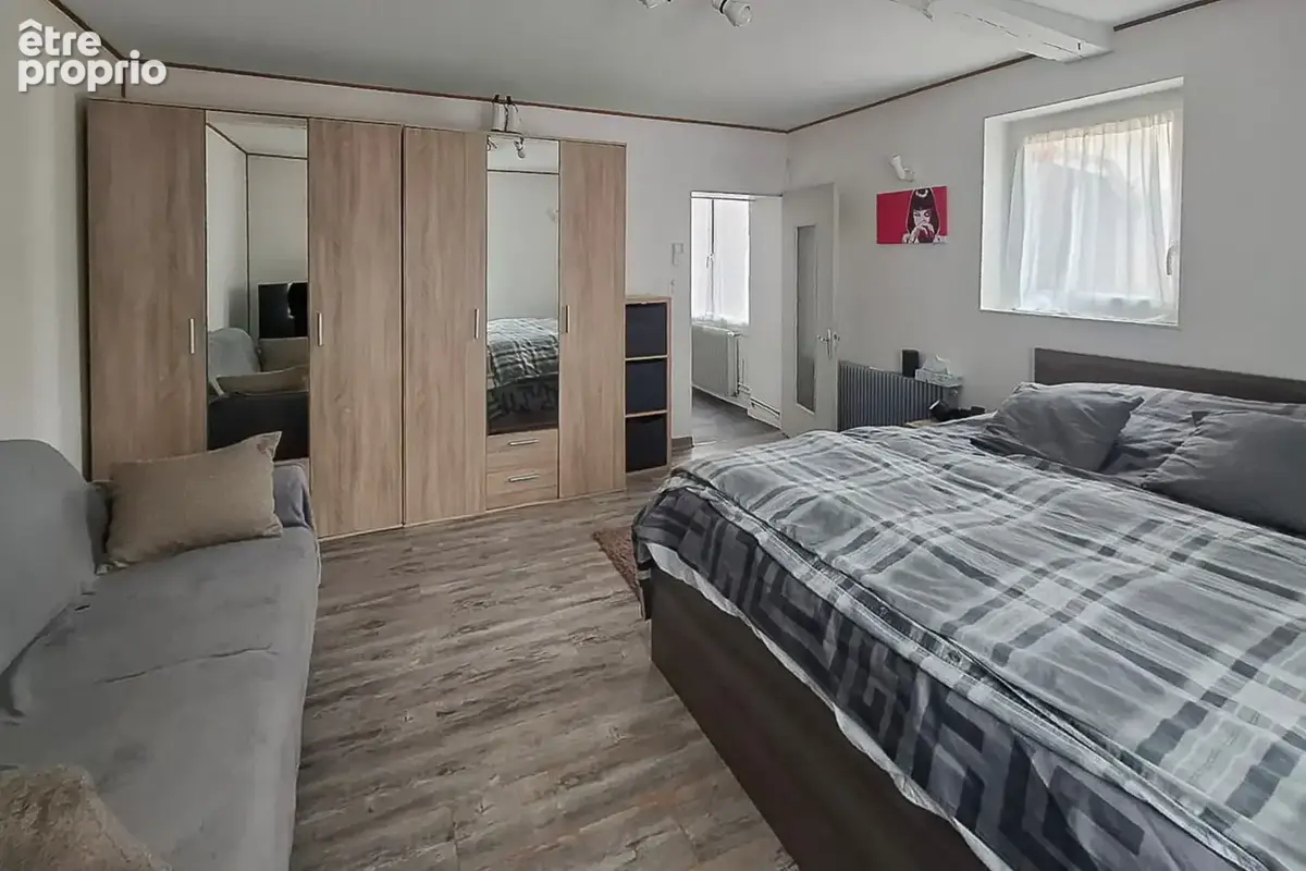 Ensemble immobilier avec restaurant et habitations - photo 9