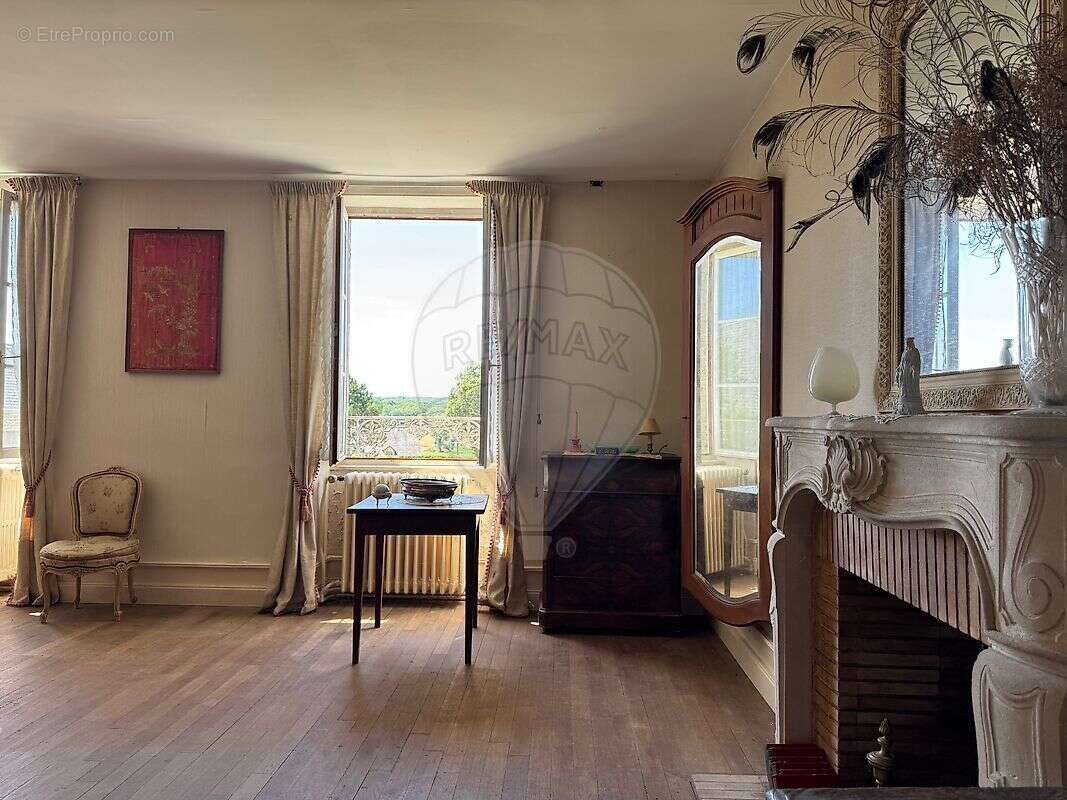 Maison à CHATILLON-EN-BAZOIS