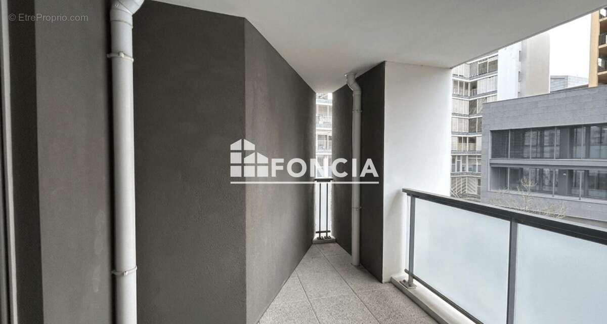 Appartement à MARSEILLE-3E